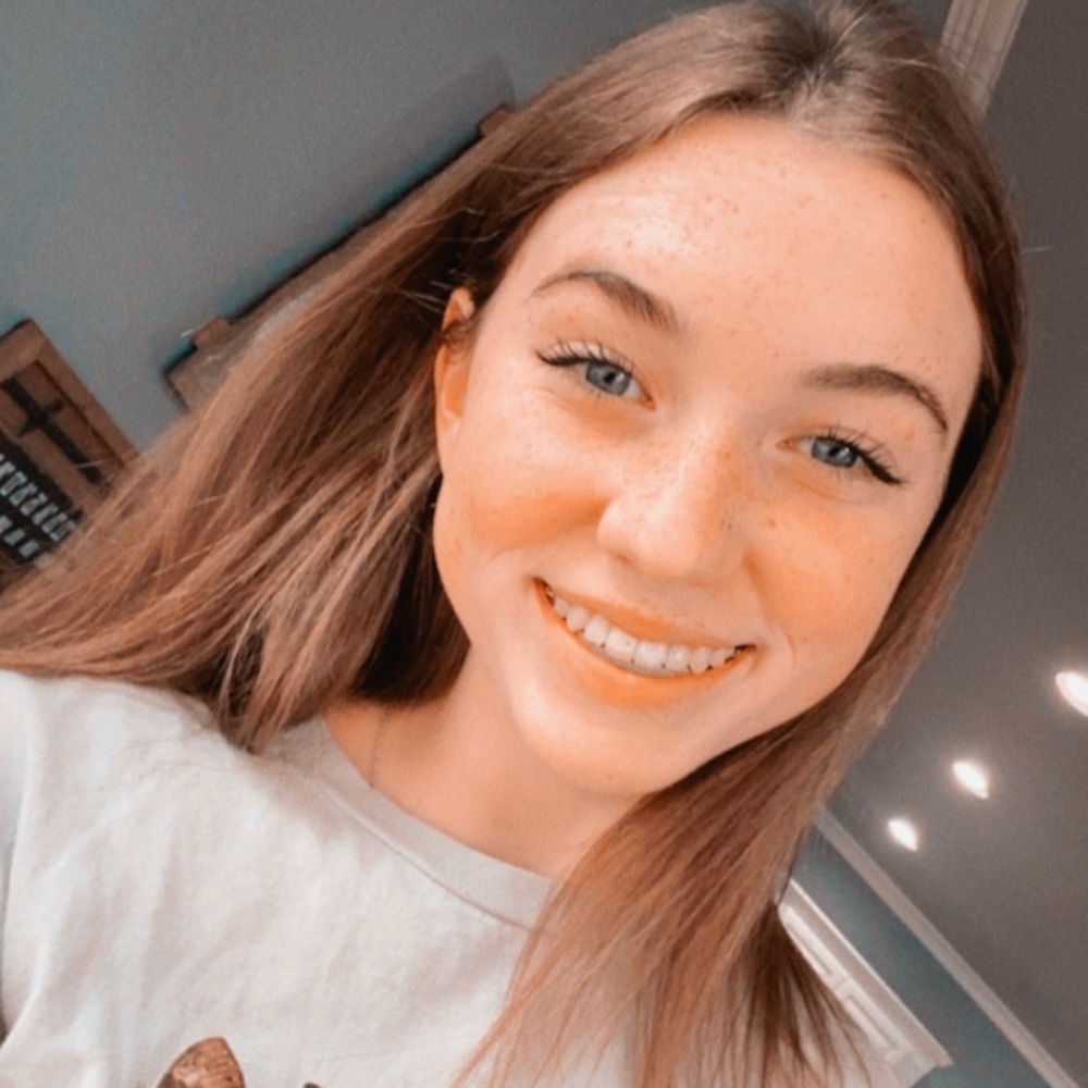 Meet your Posher, Addison